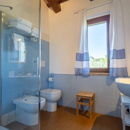 לינה וארוחת בוקר Relais Piano Valle 3*