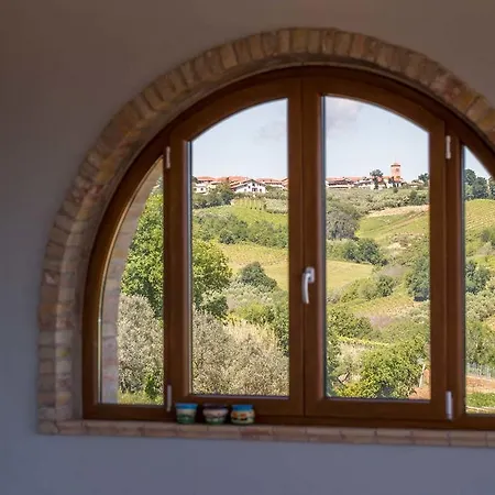 فندق مبيت وإفطار Relais Piano Valle Pollutri